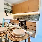 アパート Coliving - Private Shower - Bfast & Terrace Dining *